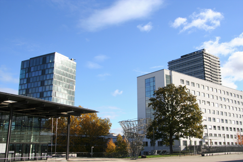 Gelungener Strukturwandel in Bonn: Wo früher Abgeordnete tagten, befinden sich heute ein Kongresszentrum und UN-Büros.